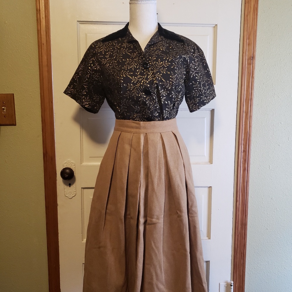 Tan Wool 1950's skirt